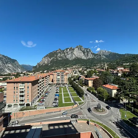 Deluxe Lecco