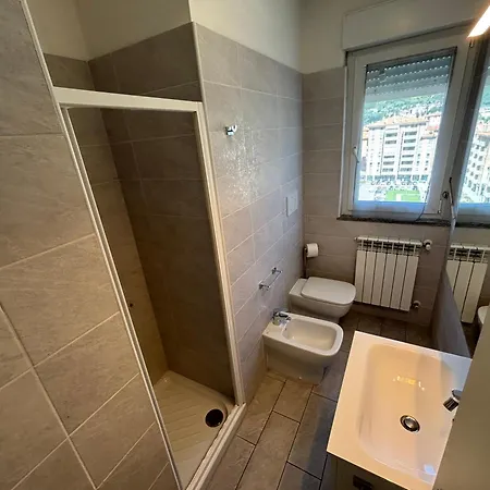 Deluxe Apartament Lecco